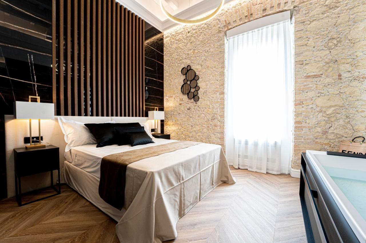 Nero Luxury Suites 칼리아리 외부 사진