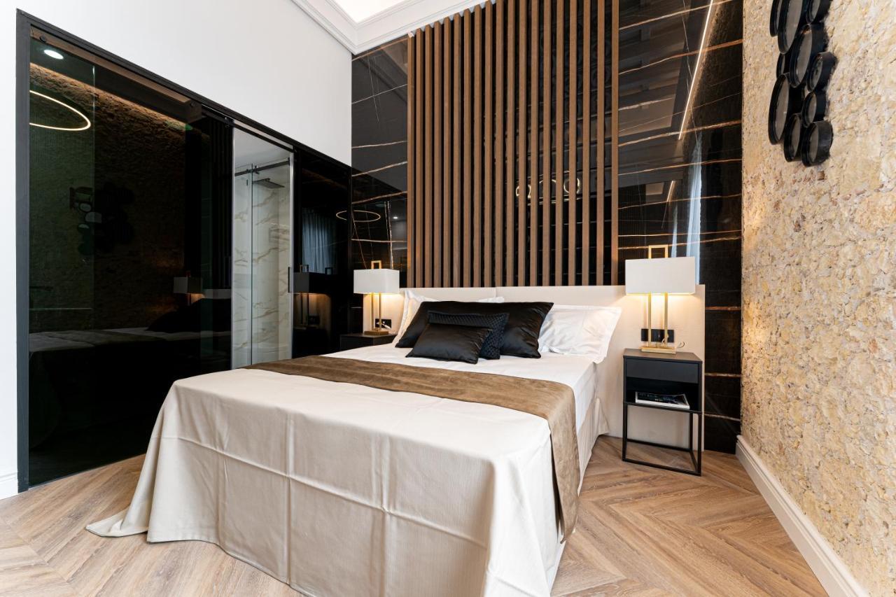 Nero Luxury Suites 칼리아리 외부 사진