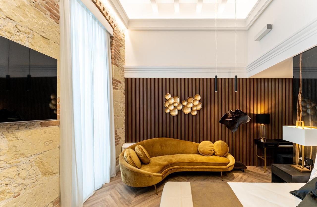 Nero Luxury Suites 칼리아리 외부 사진