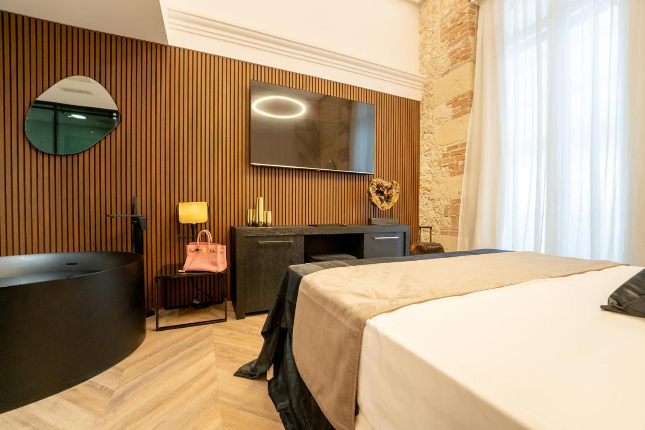 Nero Luxury Suites 칼리아리 외부 사진